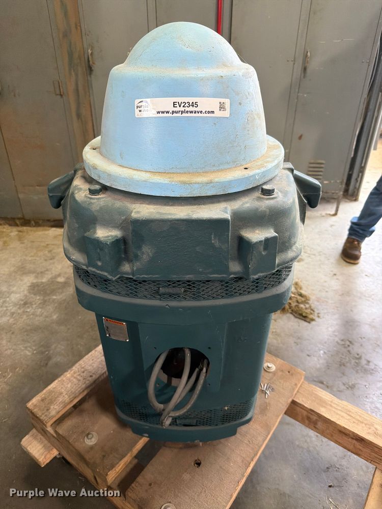 image for item EV2345 (5) US Electrical Motors vertical high thrust hollow shaft motors