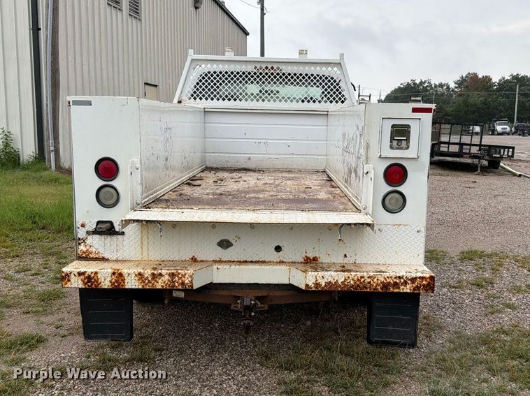 image for item EV2352 2008 Ford F250 Super Duty XL Ext. Cab utility bed pickup truck