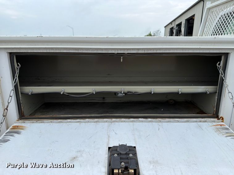 image for item EV2352 2008 Ford F250 Super Duty XL Ext. Cab utility bed pickup truck