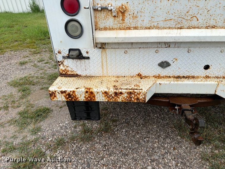 image for item EV2352 2008 Ford F250 Super Duty XL Ext. Cab utility bed pickup truck