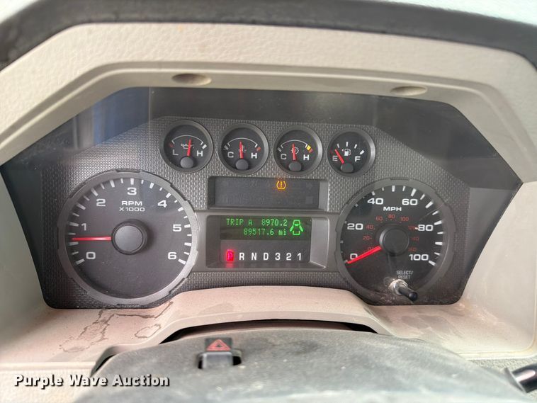 image for item EV2352 2008 Ford F250 Super Duty XL Ext. Cab utility bed pickup truck