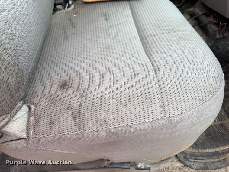 image for item EV2352 2008 Ford F250 Super Duty XL Ext. Cab utility bed pickup truck