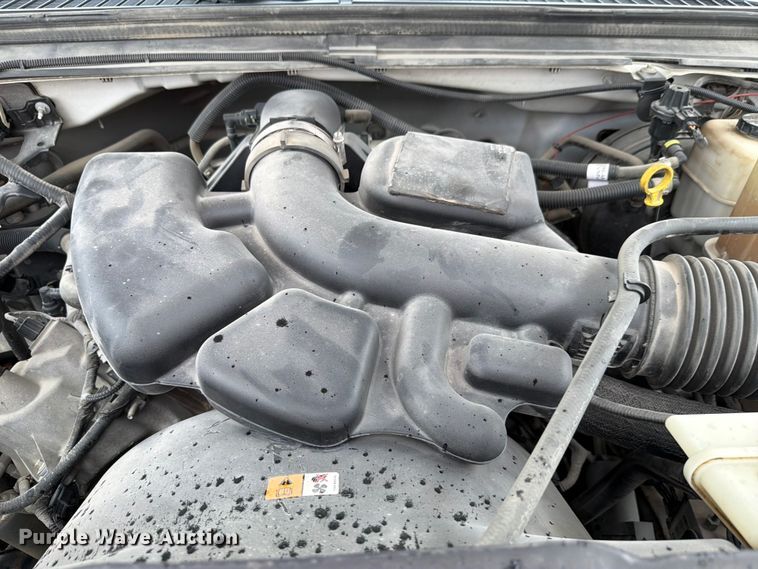 image for item EV2352 2008 Ford F250 Super Duty XL Ext. Cab utility bed pickup truck