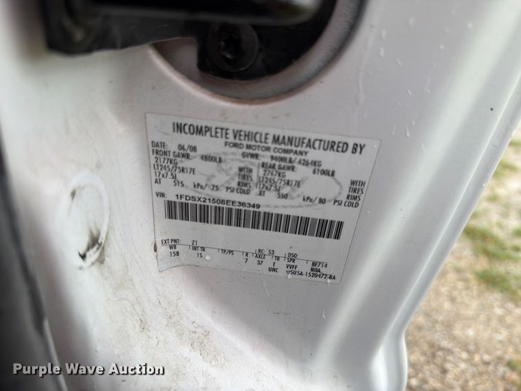 image for item EV2352 2008 Ford F250 Super Duty XL Ext. Cab utility bed pickup truck