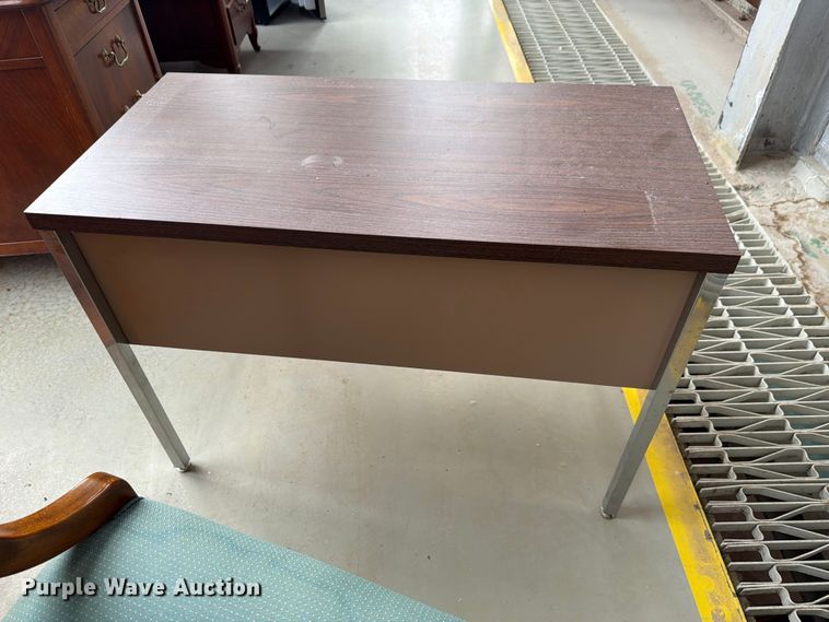 image for item EV2353 Office furniture