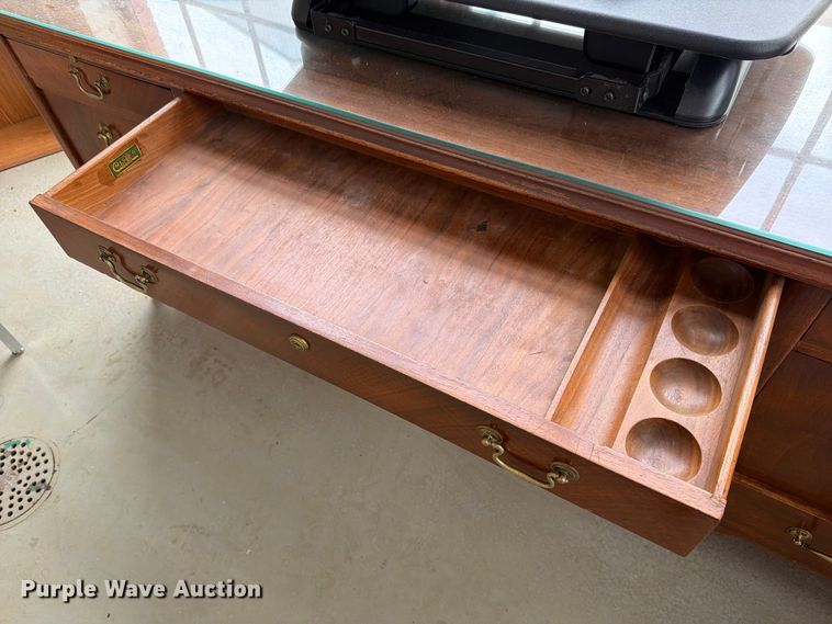 image for item EV2353 Office furniture