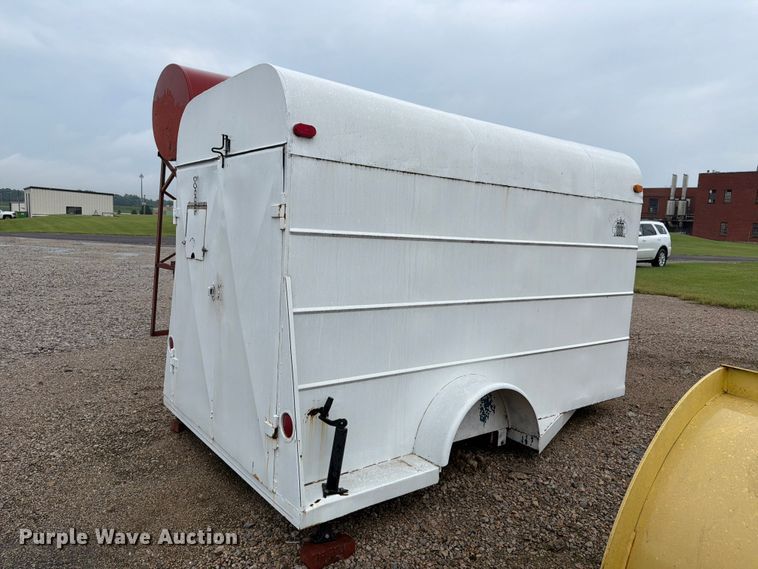 image for item EV2355 Enclosed cargo trailer
