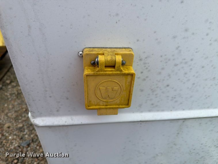 image for item EV2355 Enclosed cargo trailer