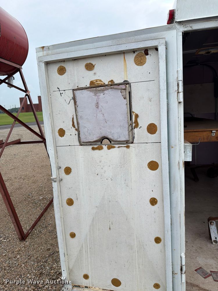 image for item EV2355 Enclosed cargo trailer