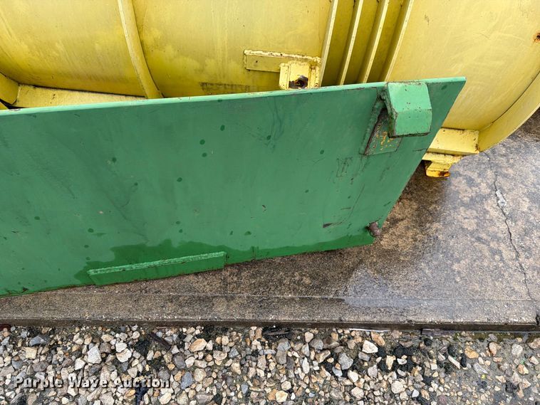 image for item EV2356 87