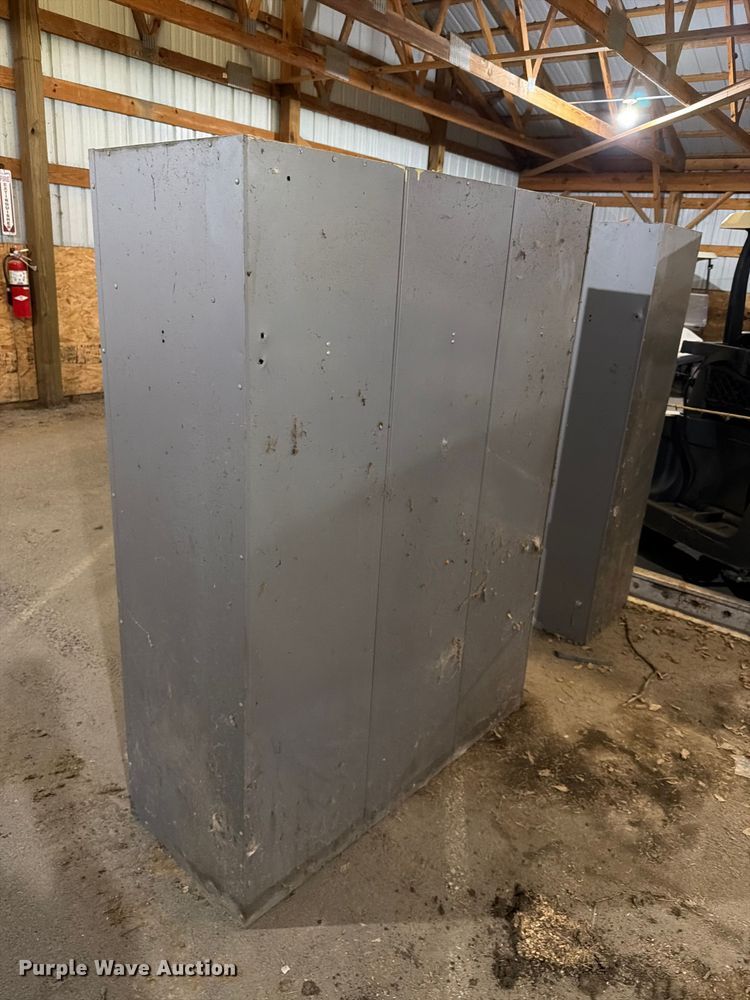 image for item EV2360 (6) metal locker units