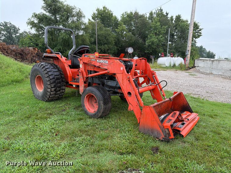 image for item EV2361 Kubota L4310 tractor
