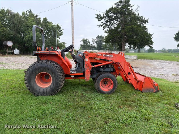 image for item EV2361 Kubota L4310 tractor