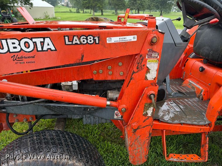 image for item EV2361 Kubota L4310 tractor