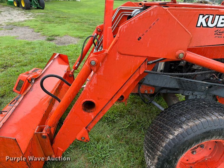 image for item EV2361 Kubota L4310 tractor