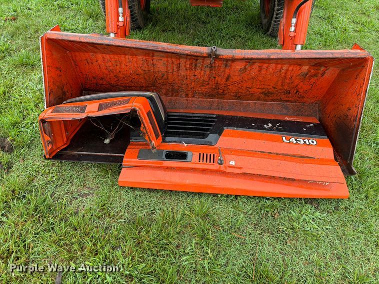 image for item EV2361 Kubota L4310 tractor