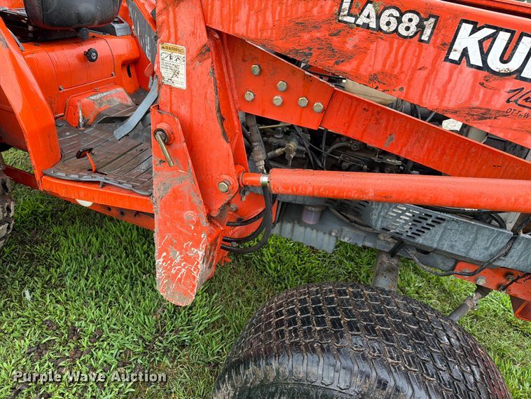 image for item EV2361 Kubota L4310 tractor