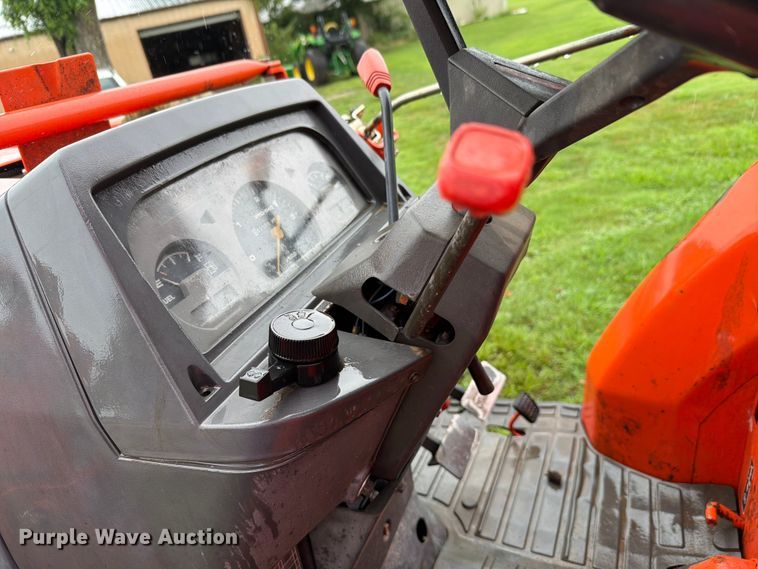 image for item EV2361 Kubota L4310 tractor