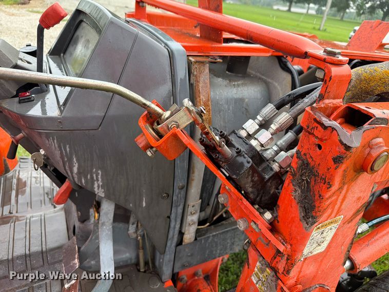 image for item EV2361 Kubota L4310 tractor