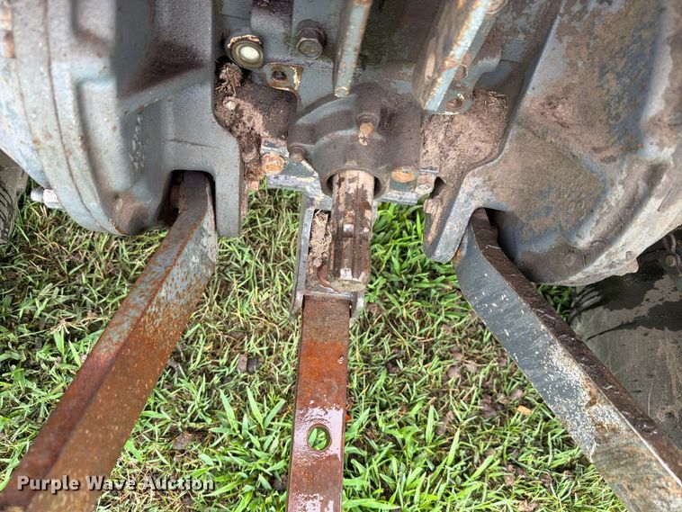 image for item EV2361 Kubota L4310 tractor