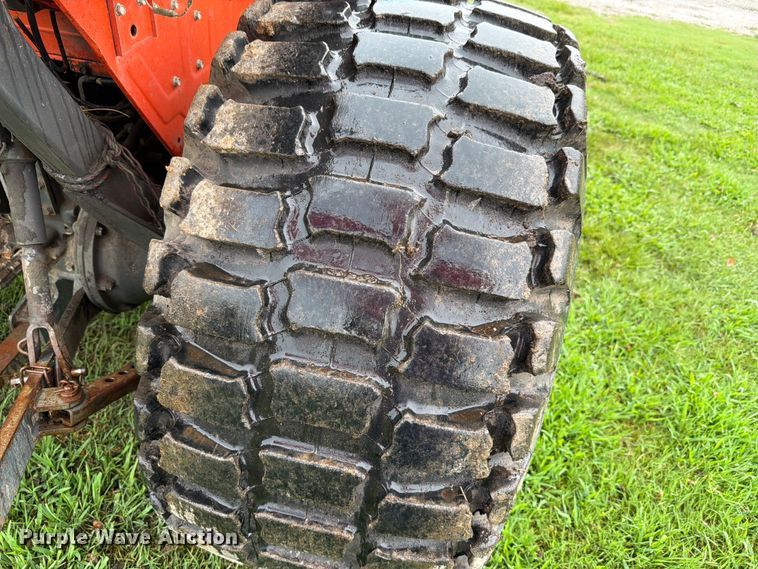 image for item EV2361 Kubota L4310 tractor