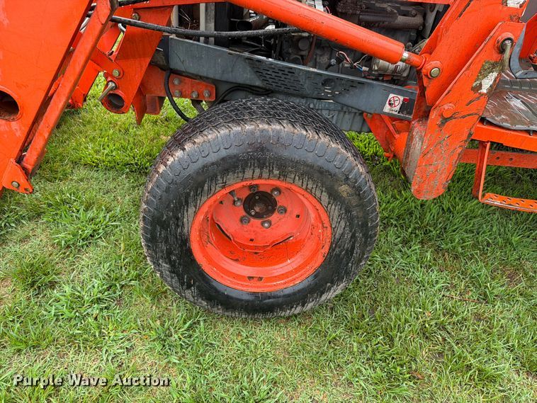 image for item EV2361 Kubota L4310 tractor