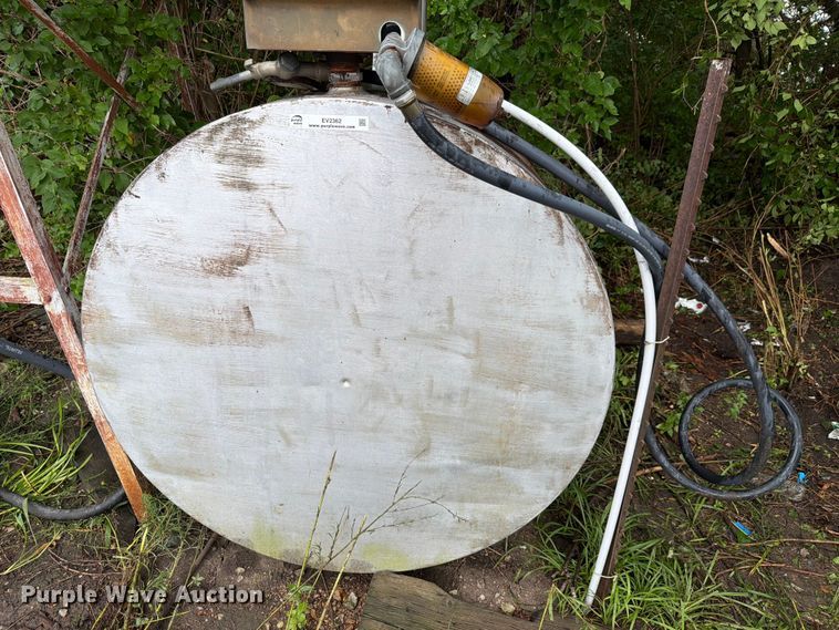 image for item EV2362 (2) fuel tanks