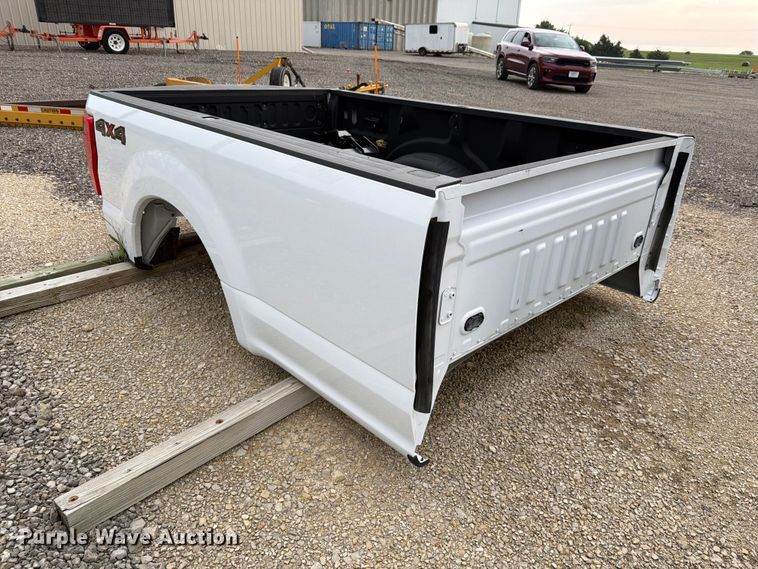 image for item EV2405 Ford pickup bed