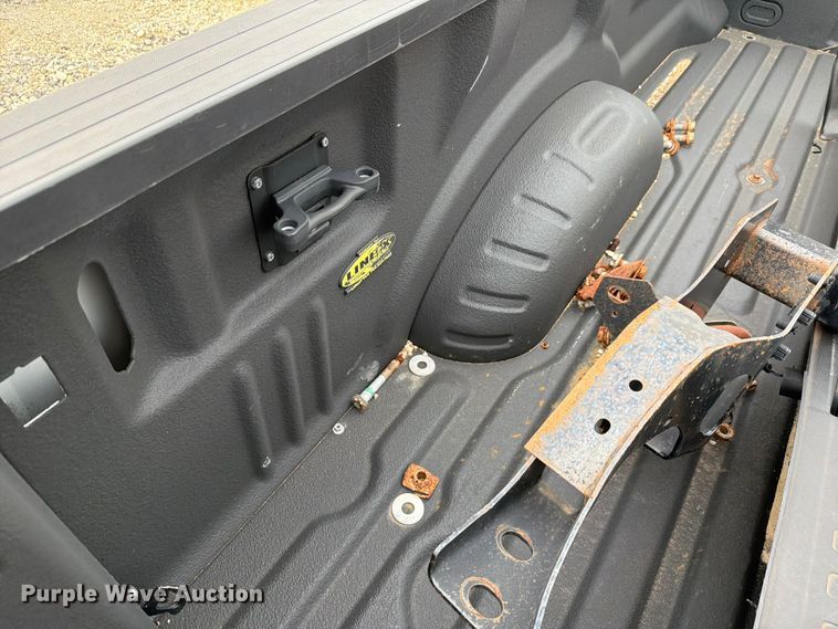 image for item EV2405 Ford pickup bed