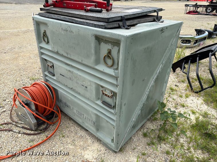 image for item EV2409 Rescue equipment and storage container