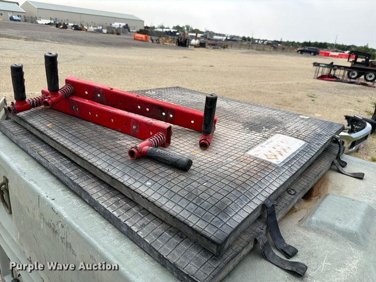 image for item EV2409 Rescue equipment and storage container