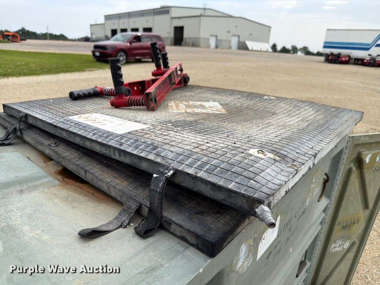 image for item EV2409 Rescue equipment and storage container