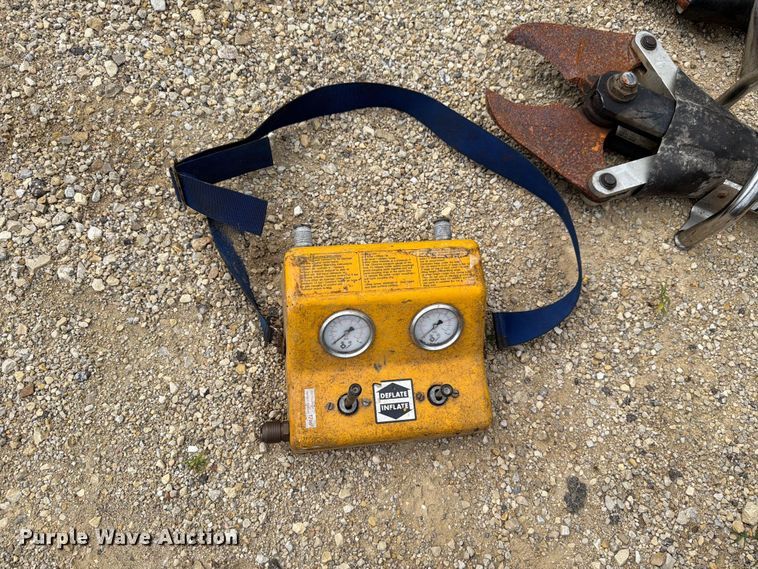 image for item EV2409 Rescue equipment and storage container