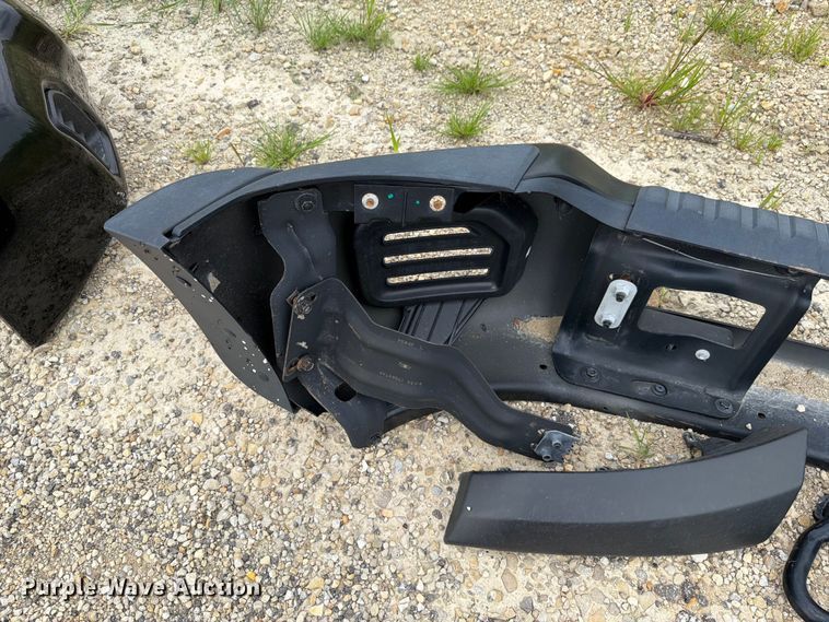 image for item EV2412 Ford front bumper