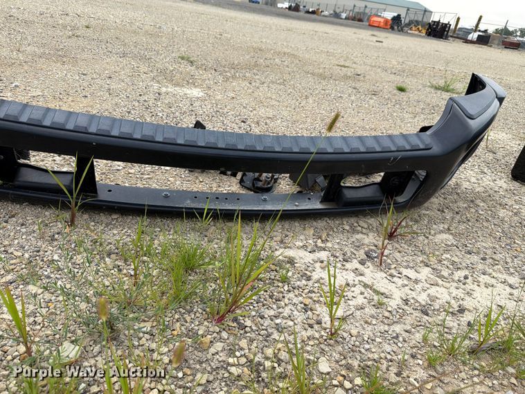 image for item EV2412 Ford front bumper