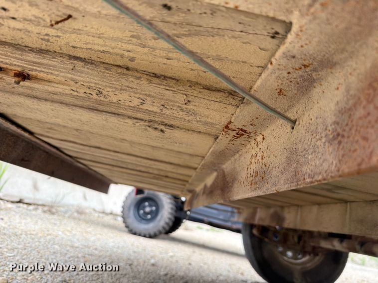 image for item EV2419 Utility trailer