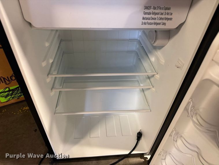 image for item EV2438 (2) refrigerators 