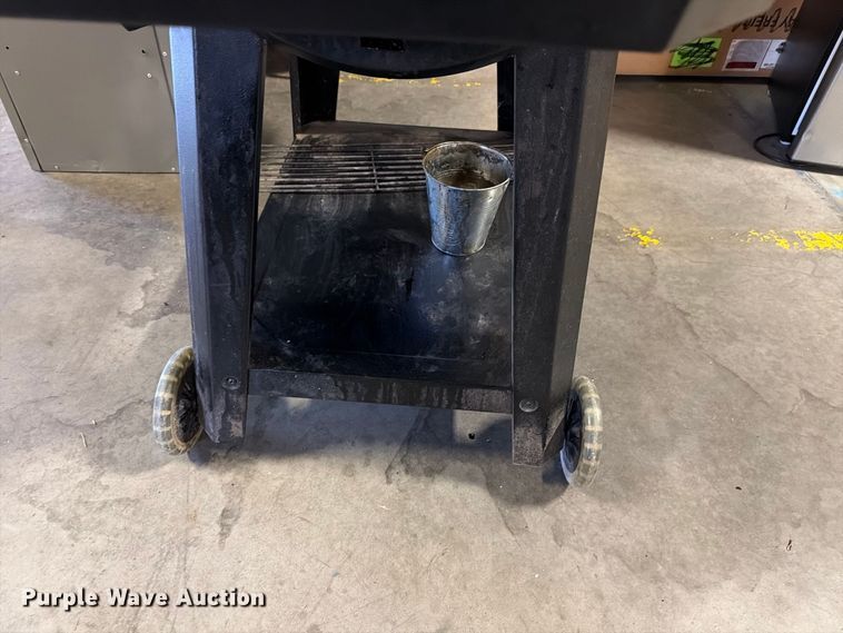 image for item EV2439 Pit Boss smoker