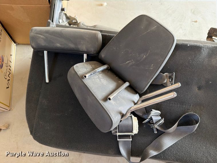 image for item EV2452 Pickup truck rear seat