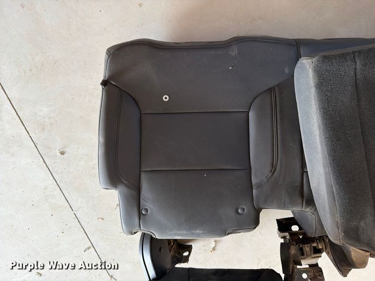 image for item EV2452 Pickup truck rear seat