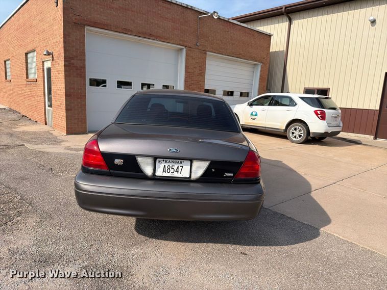 image for item EV2453 2009 Ford Crown Victoria Police Interceptor 