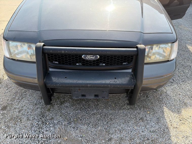 image for item EV2453 2009 Ford Crown Victoria Police Interceptor 