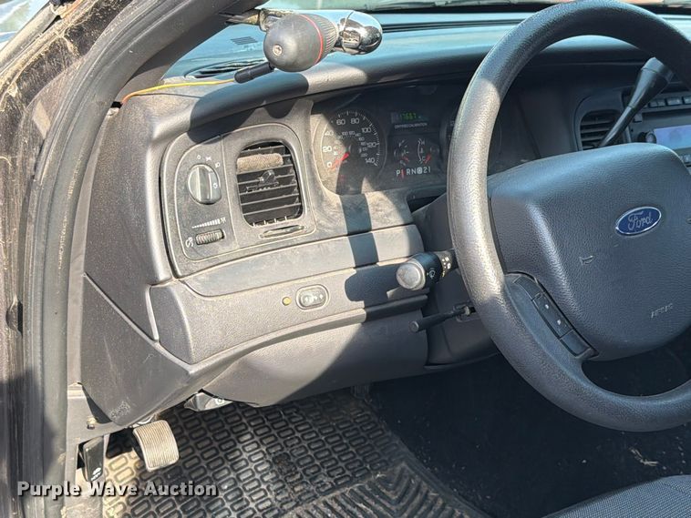 image for item EV2453 2009 Ford Crown Victoria Police Interceptor 