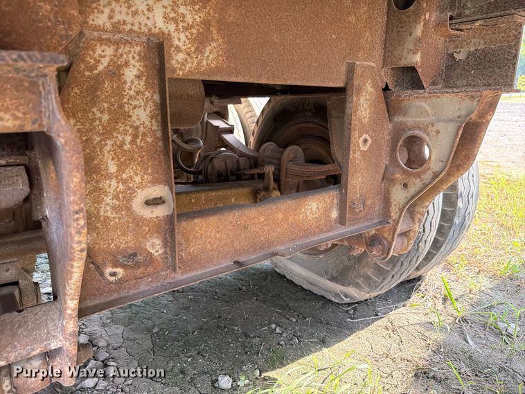 image for item EV2454 1978 Fruehauf FBZ9F240 Z-Van dry van trailer