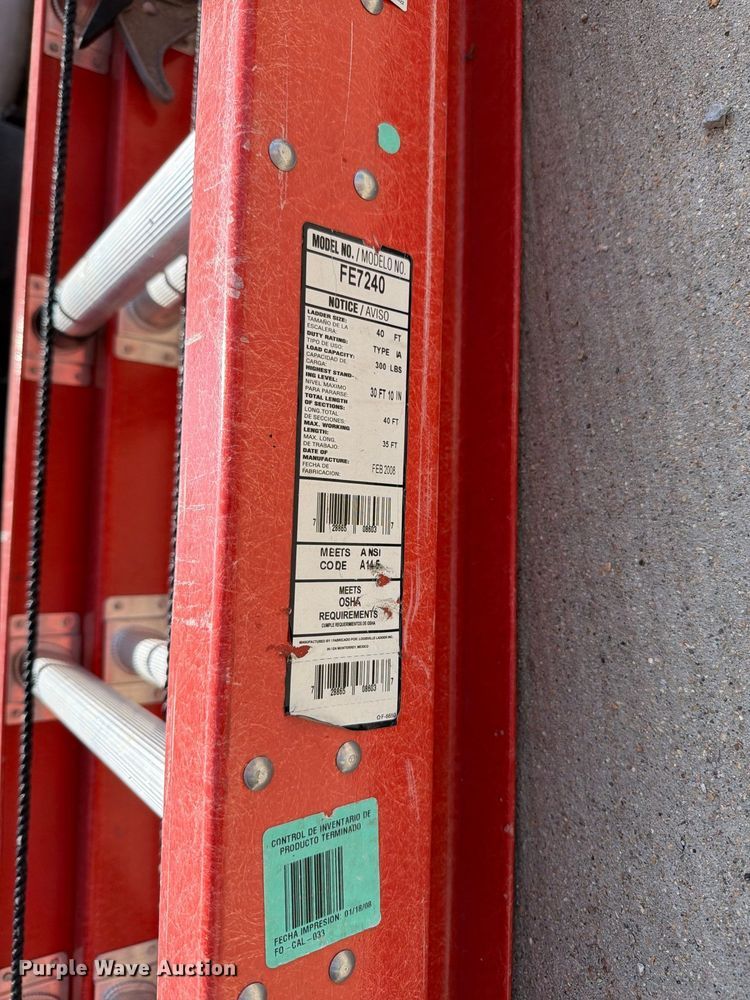 image for item EV2459 Louisville FE7240 ladder