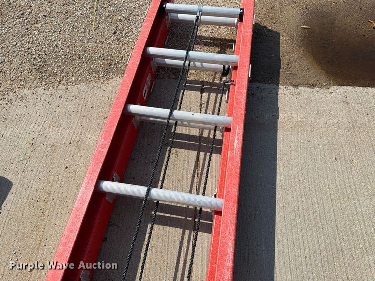image for item EV2459 Louisville FE7240 ladder