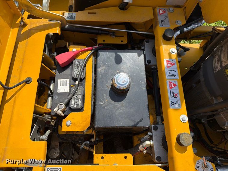 image for item EV2460 2021 Hustler Super Z 941187 ZTR lawn mower