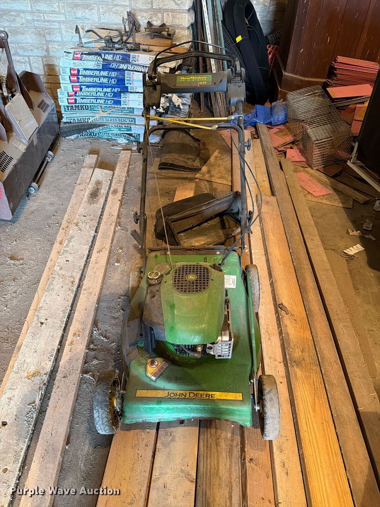 image for item EV2462 Lawn equipment