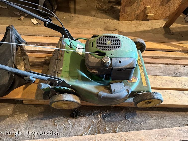 image for item EV2462 Lawn equipment