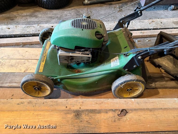 image for item EV2462 Lawn equipment